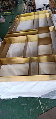 201 304 Stainless Steel Room Checkered Shape Divider Hotel Decoration