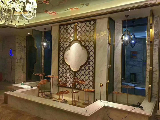 Hollow Design Metal Room Dividers Partitions 4cm Thickness Cuboid Shape