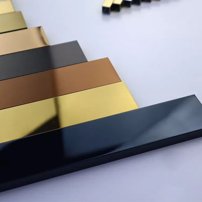 Хорошая цена Зеркальное волосовое покрытие из нержавеющей стали Угловая плитка Декорация Китайская фабрика онлайн