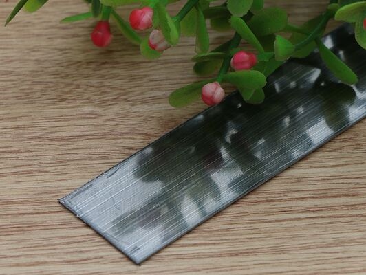 Линия волос Окончание ПВД Цветовое покрытие 201 Нержавеющая сталь Клейкая ролл плоская лента плитка отделка